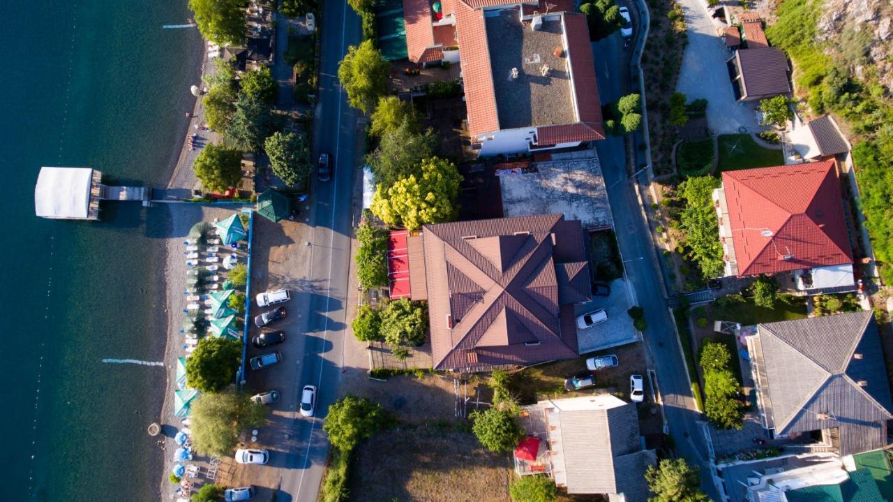 Hotel Лагадін Екстер'єр фото