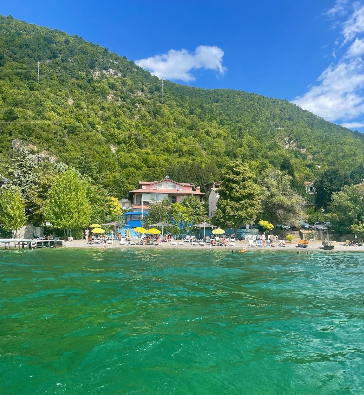 Hotel Лагадін Екстер'єр фото