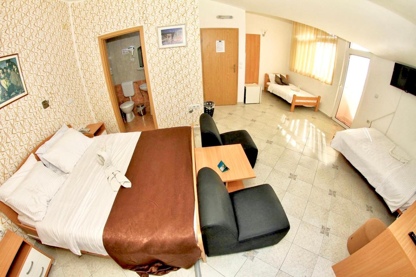 Hotel Лагадін Екстер'єр фото