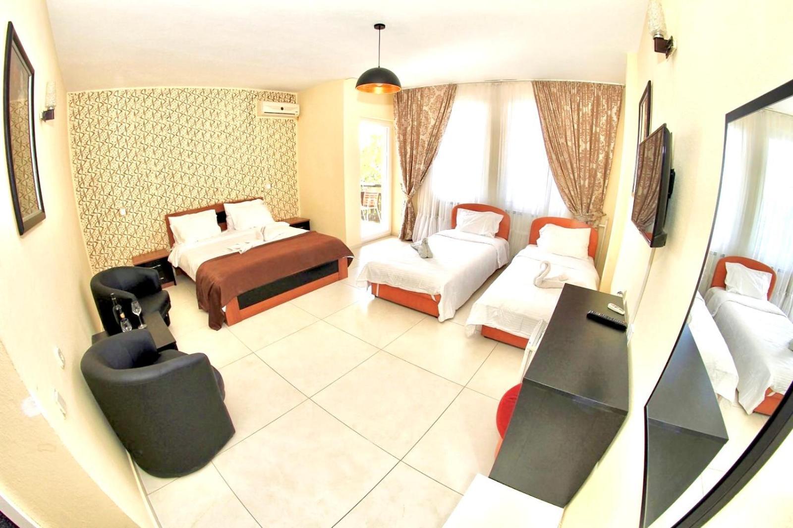 Hotel Лагадін Екстер'єр фото