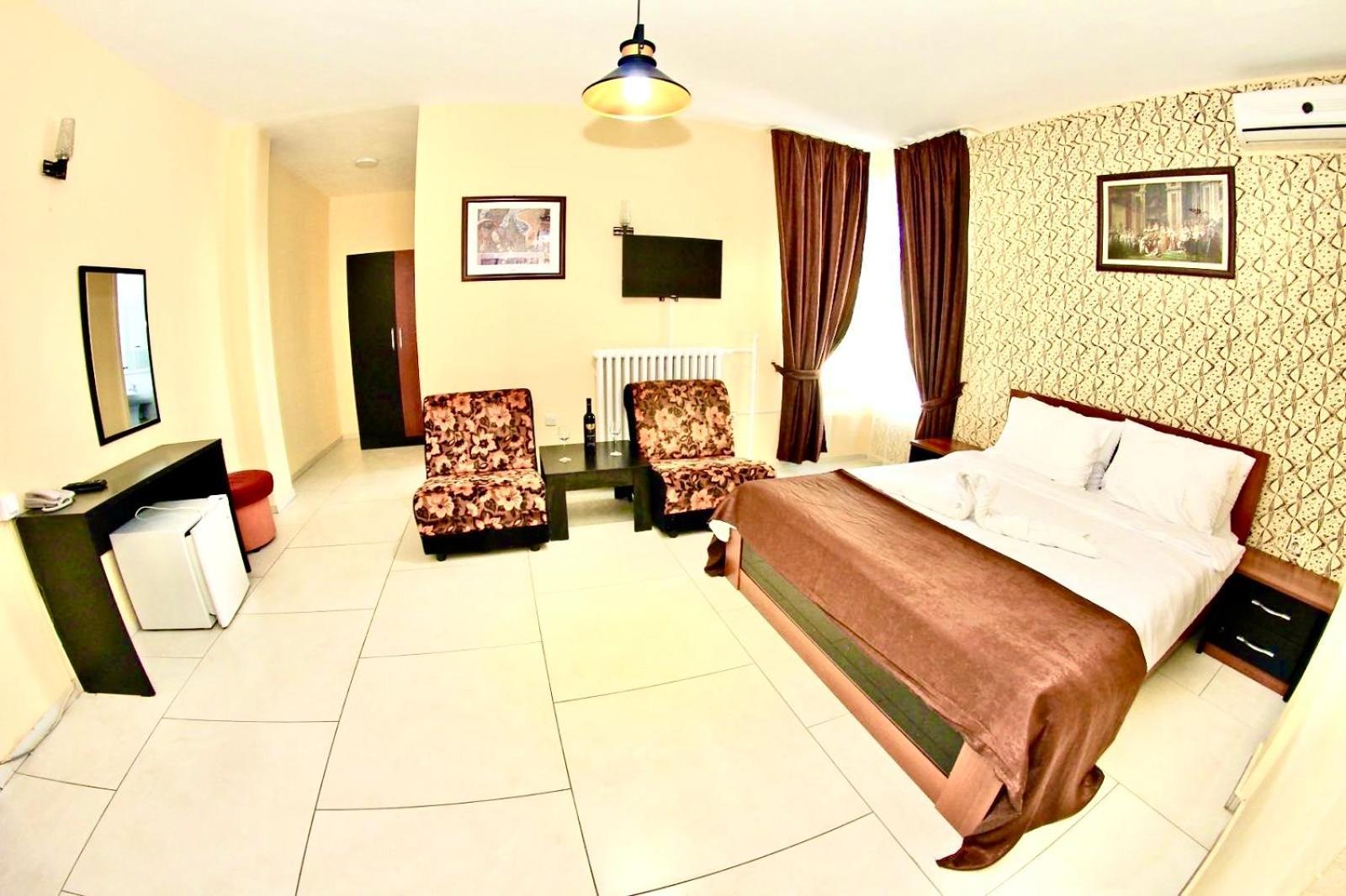 Hotel Лагадін Екстер'єр фото