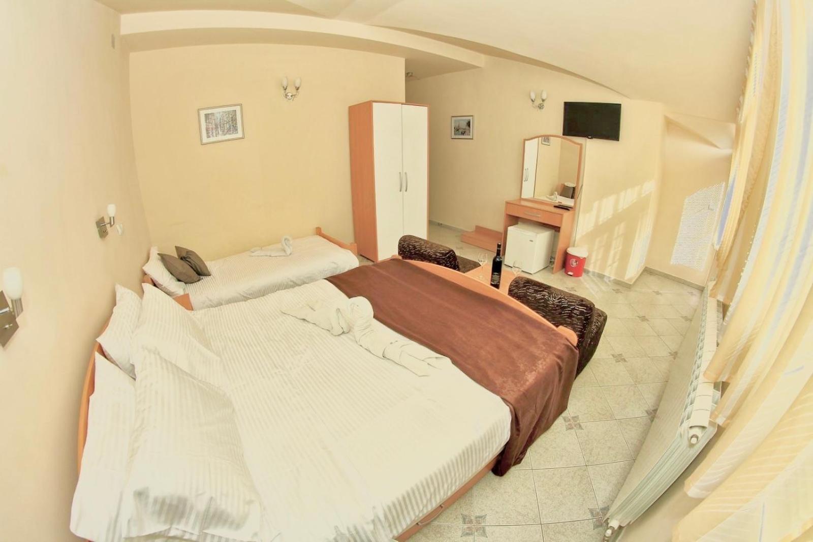 Hotel Лагадін Екстер'єр фото