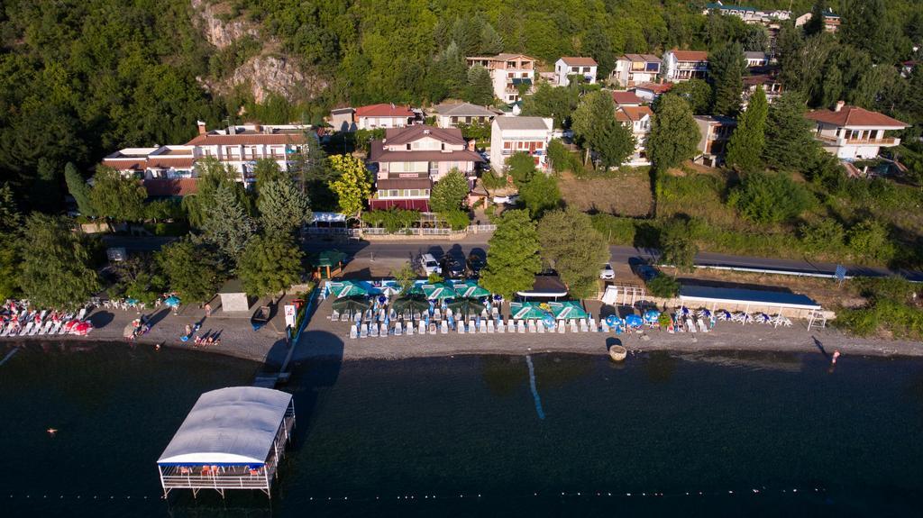 Hotel Лагадін Екстер'єр фото